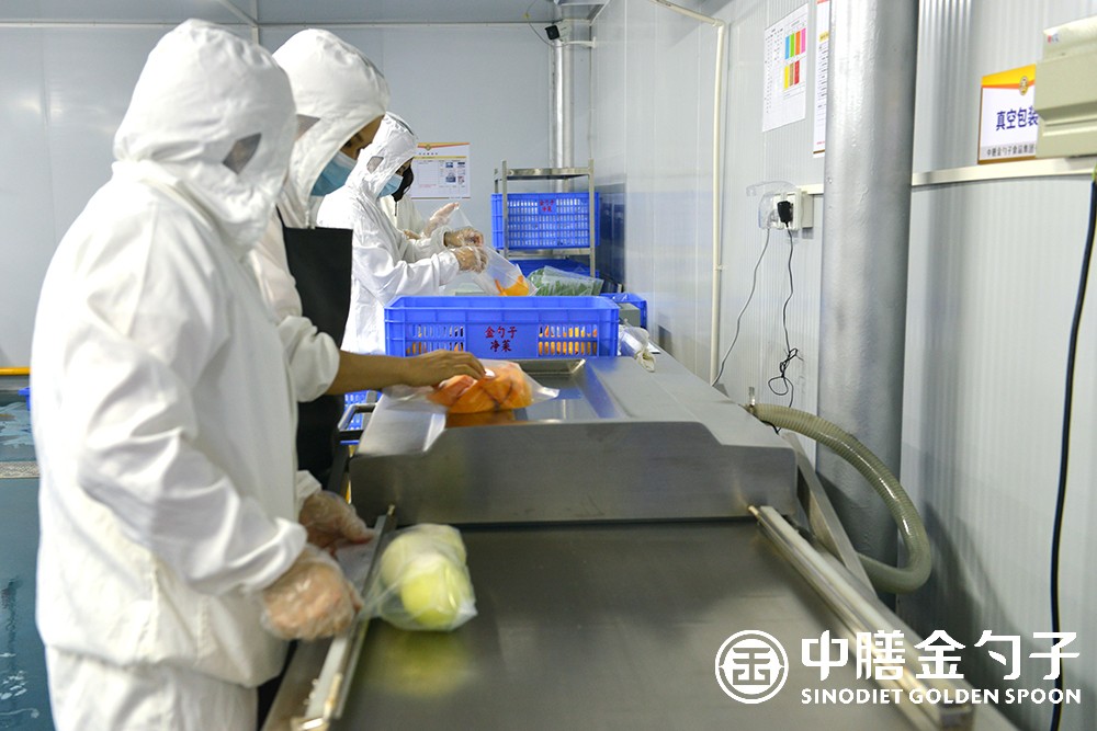 1630030791199432.jpg 凈菜加工中心1 (5).JPG